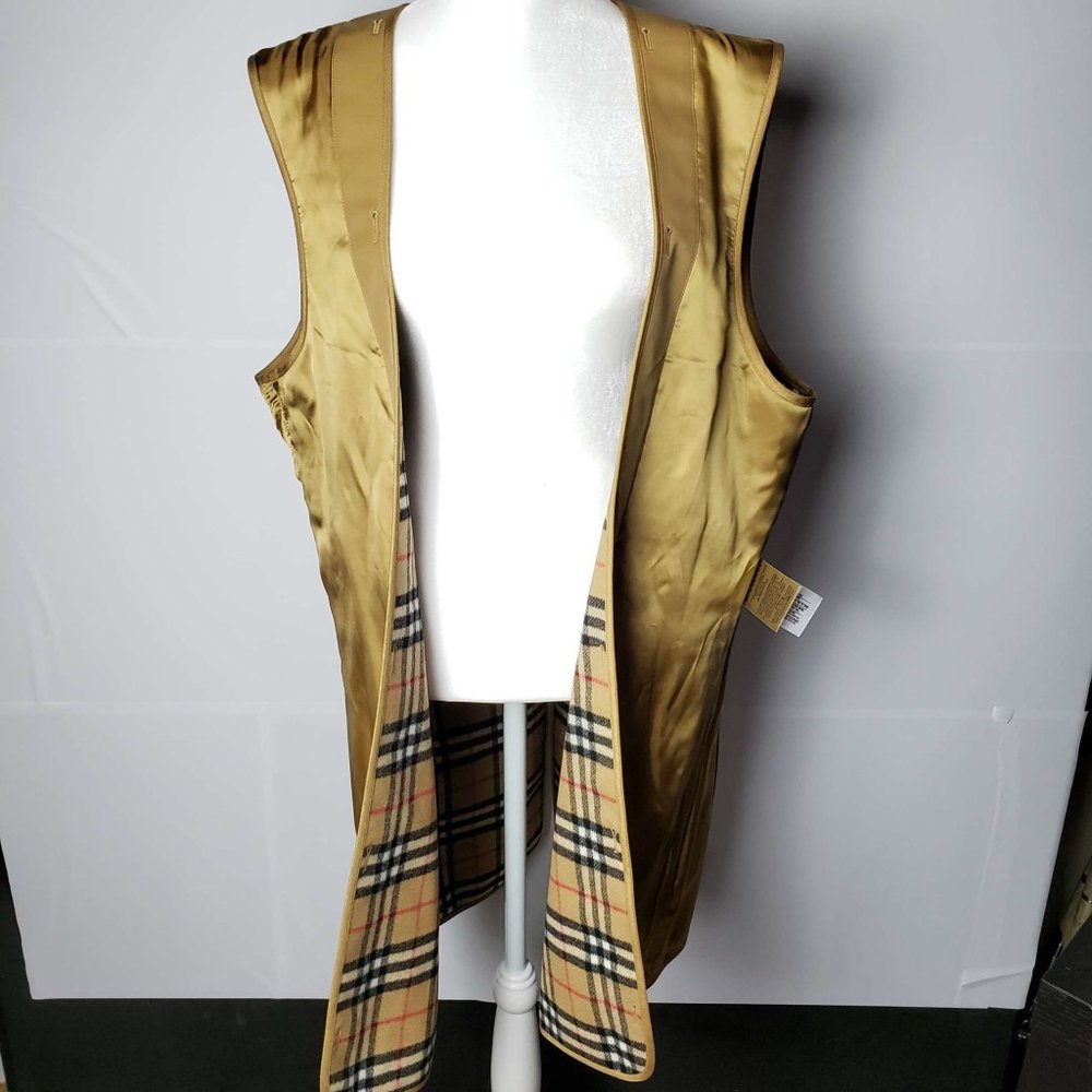 100% Authentic Burberry Cardigan or Coat Warmer or Insert Brand New - Picture 3 of 11